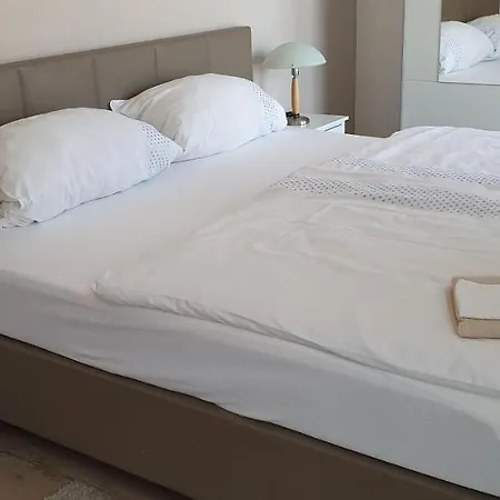 Apartment Outletcity 2 *